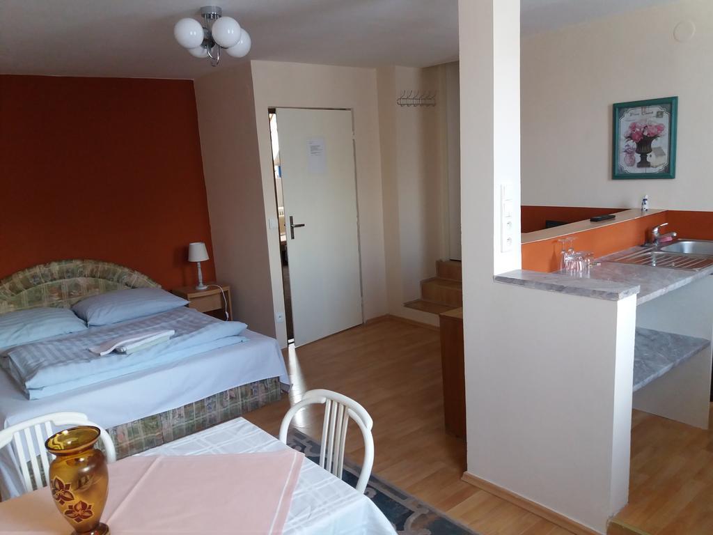Apartmany Sedmikraska Tehovec Extérieur photo